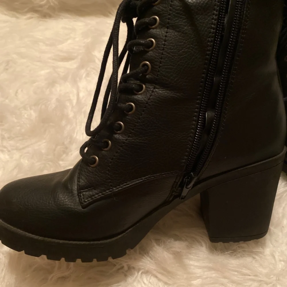 Boots - Picture 2 of 2